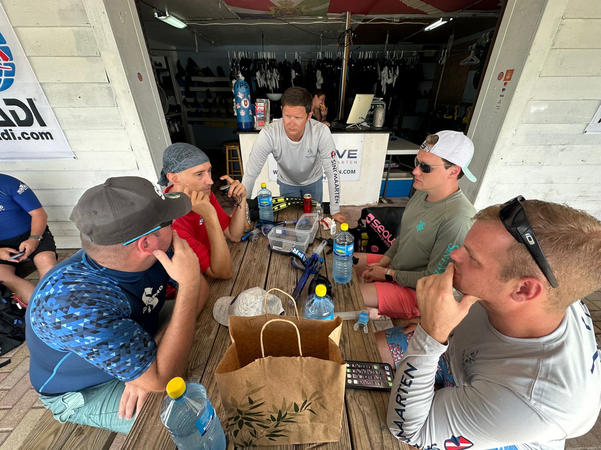 Basic Open Water PADI Course Basic Open Water PADI Course