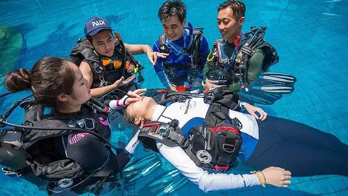 Rescue Diver Rescue Diver